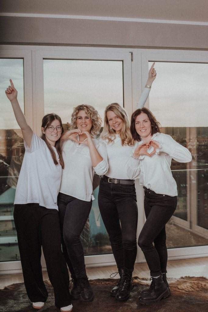 Fotobox & Fotografie Erfurt - Daniela Tapliuc - Business-Fotografie - Fotoshooting für Unternehmen und Teams