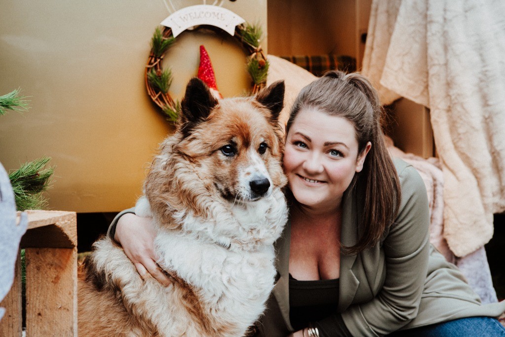 Fotobox & Fotografie Erfurt - Daniela Tapliuc - Fotografie vom Hund - Hundefotoshooting - Familienfotoshooting mit Hund